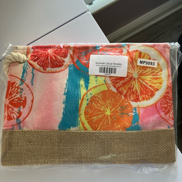 Summer Citrus Wristlet - Picture 6 of 7